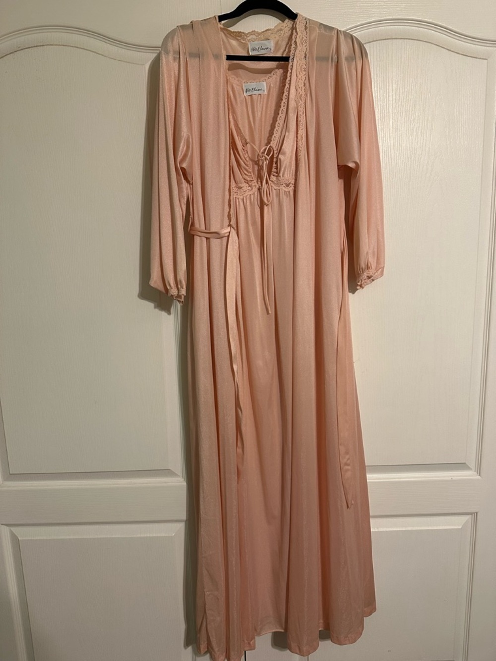 VTG Miss Elaine Peignoir Set Peach Lace Nightgown Robe Coquette 70s EUC- Small